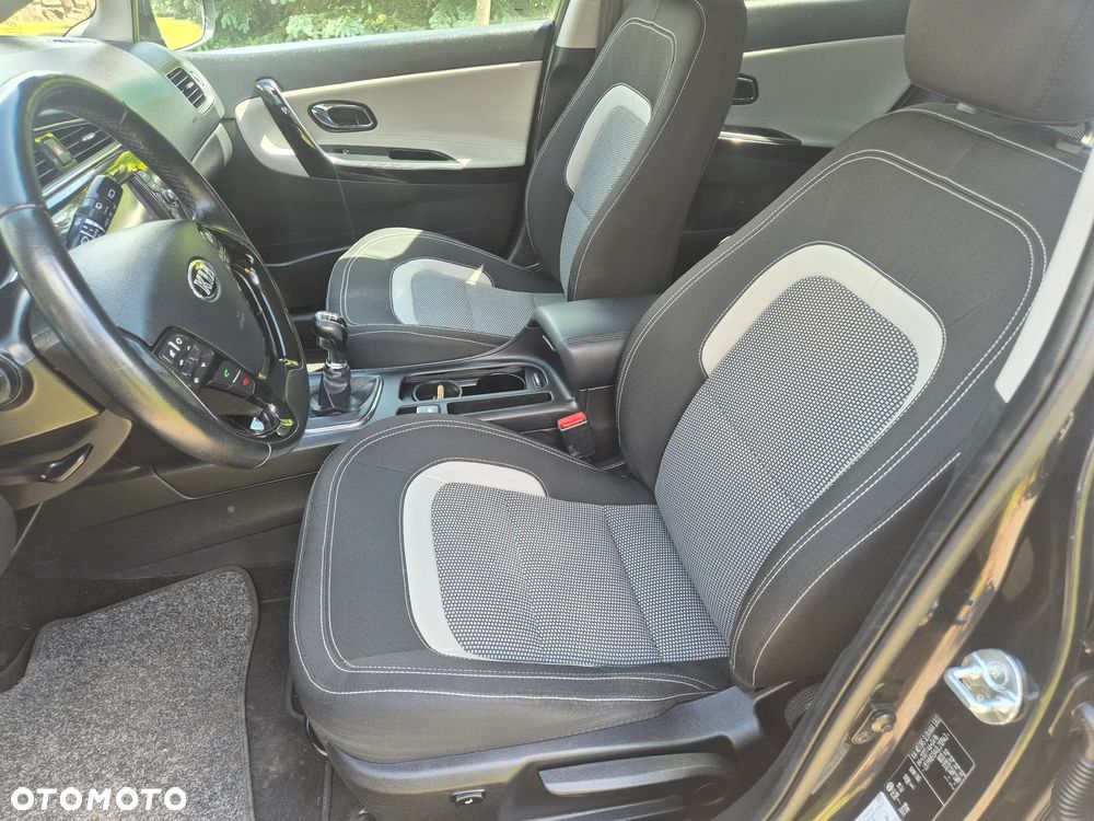 Kia Ceed 1.6 GDI Spirit - 14