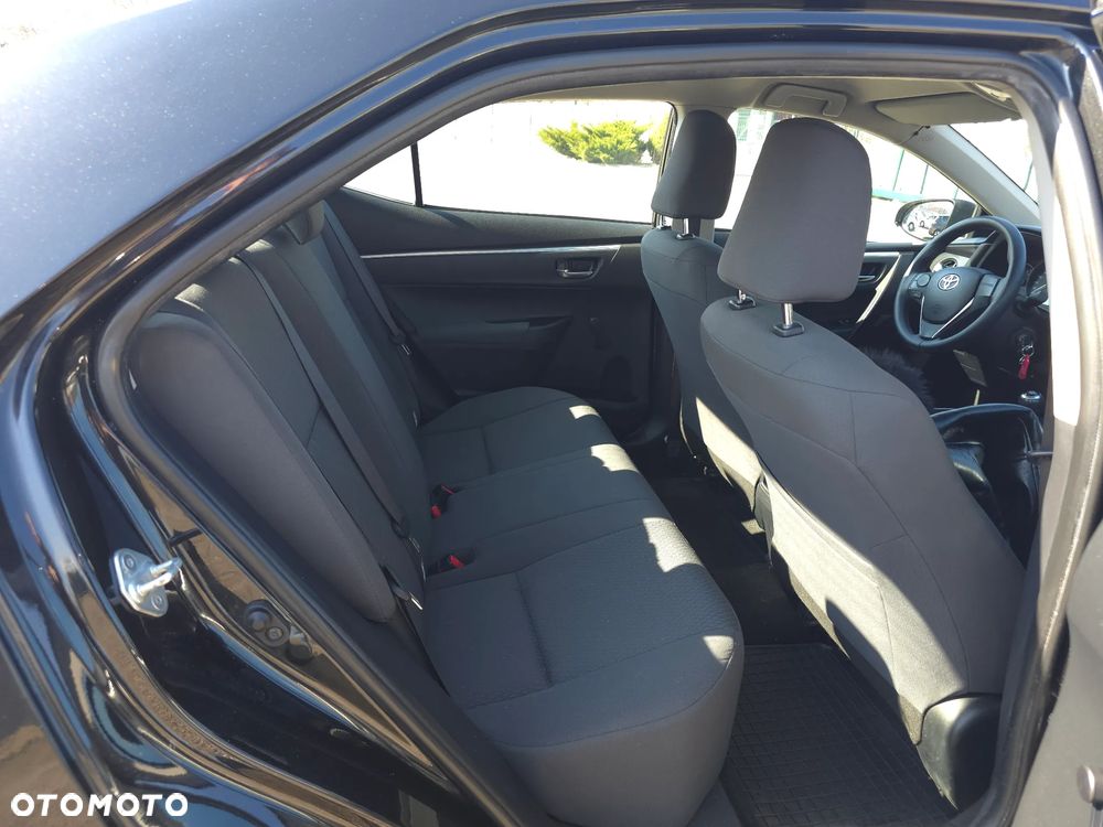 Toyota Corolla 1.6 Active EU6 - 12