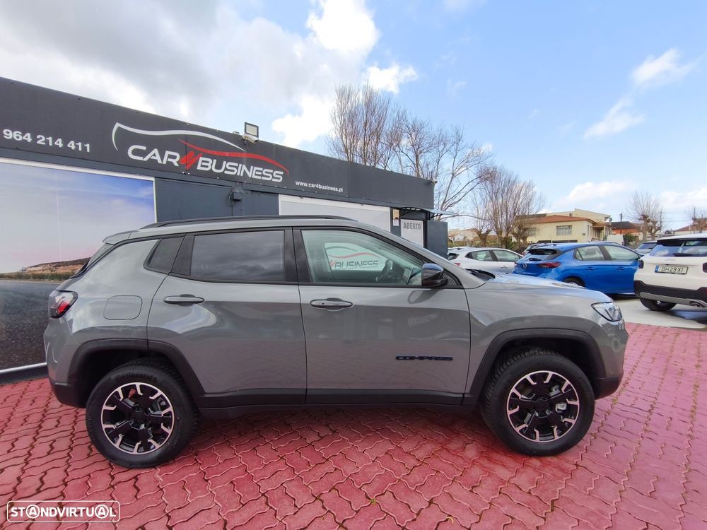 Jeep Compass - 9