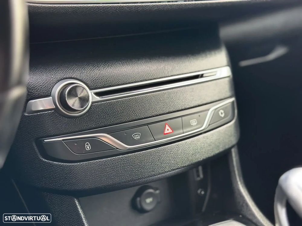 Peugeot 308 - 18