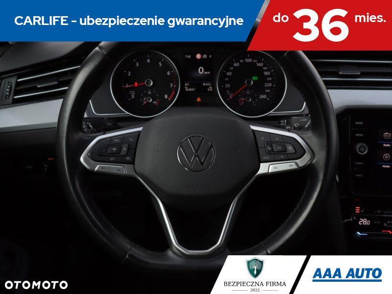 Volkswagen Passat Variant - 18