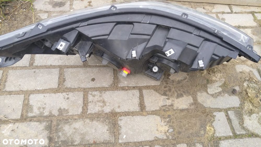 IVECO DAILY lampa lewa przód 20r. - 2