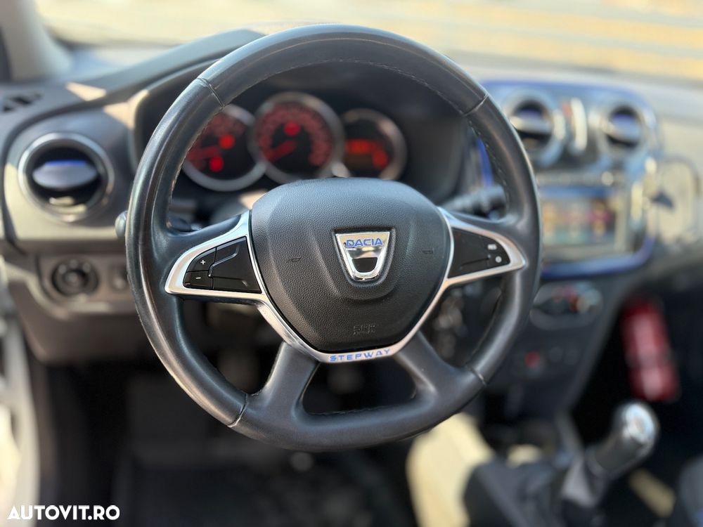Dacia Sandero Stepway Blue dCi 95 Celebration - 9