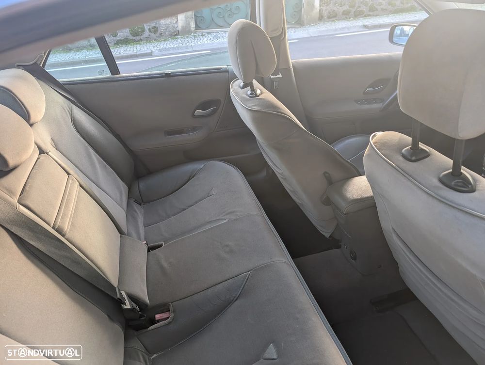 Renault Laguna 1.9 dCi Dynamique - 7