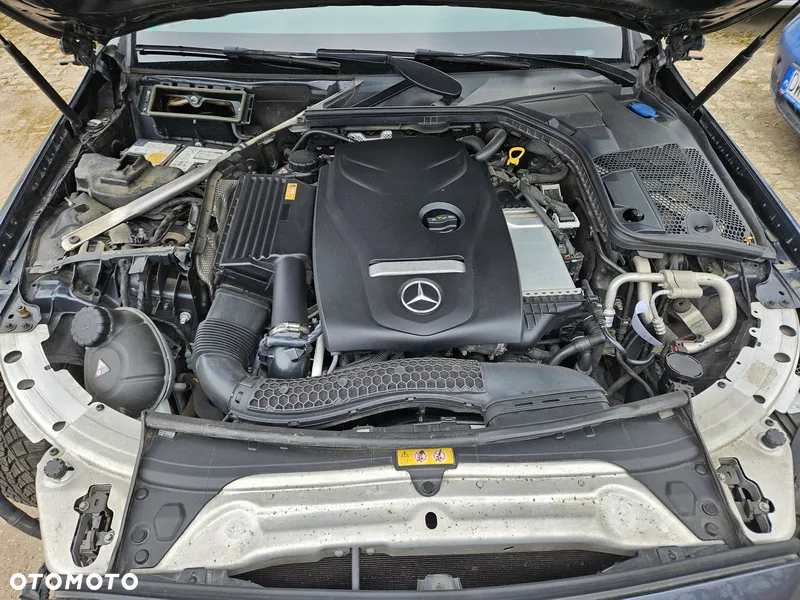 Mercedes-Benz Klasa C 200 4-Matic 9G-TRONIC - 7