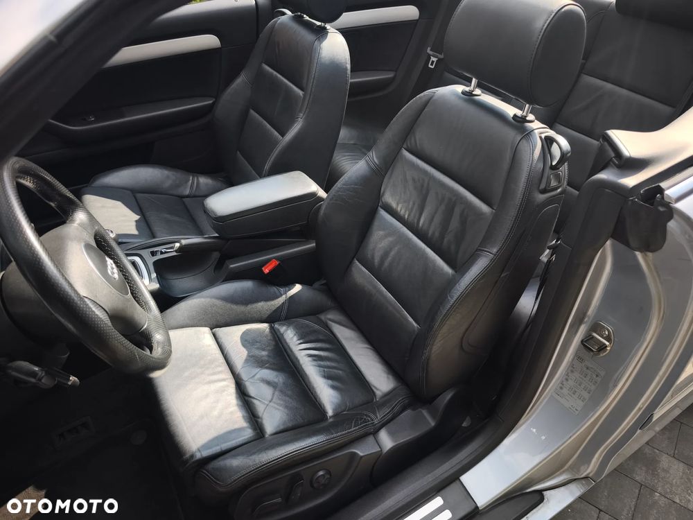 Audi A4 Cabrio 1.8T - 15