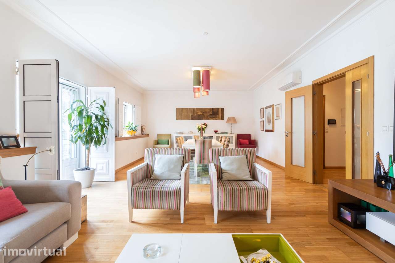 Luxuoso Apartamento T6 Duplex – Avenida Conde de Valbom | Lisboa