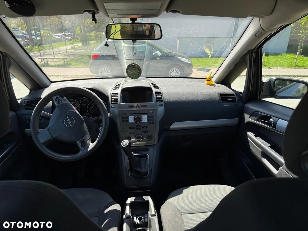 Opel Zafira 1.6 - 6