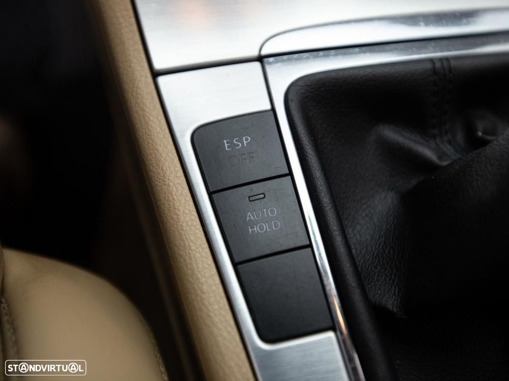 VW Passat - 18