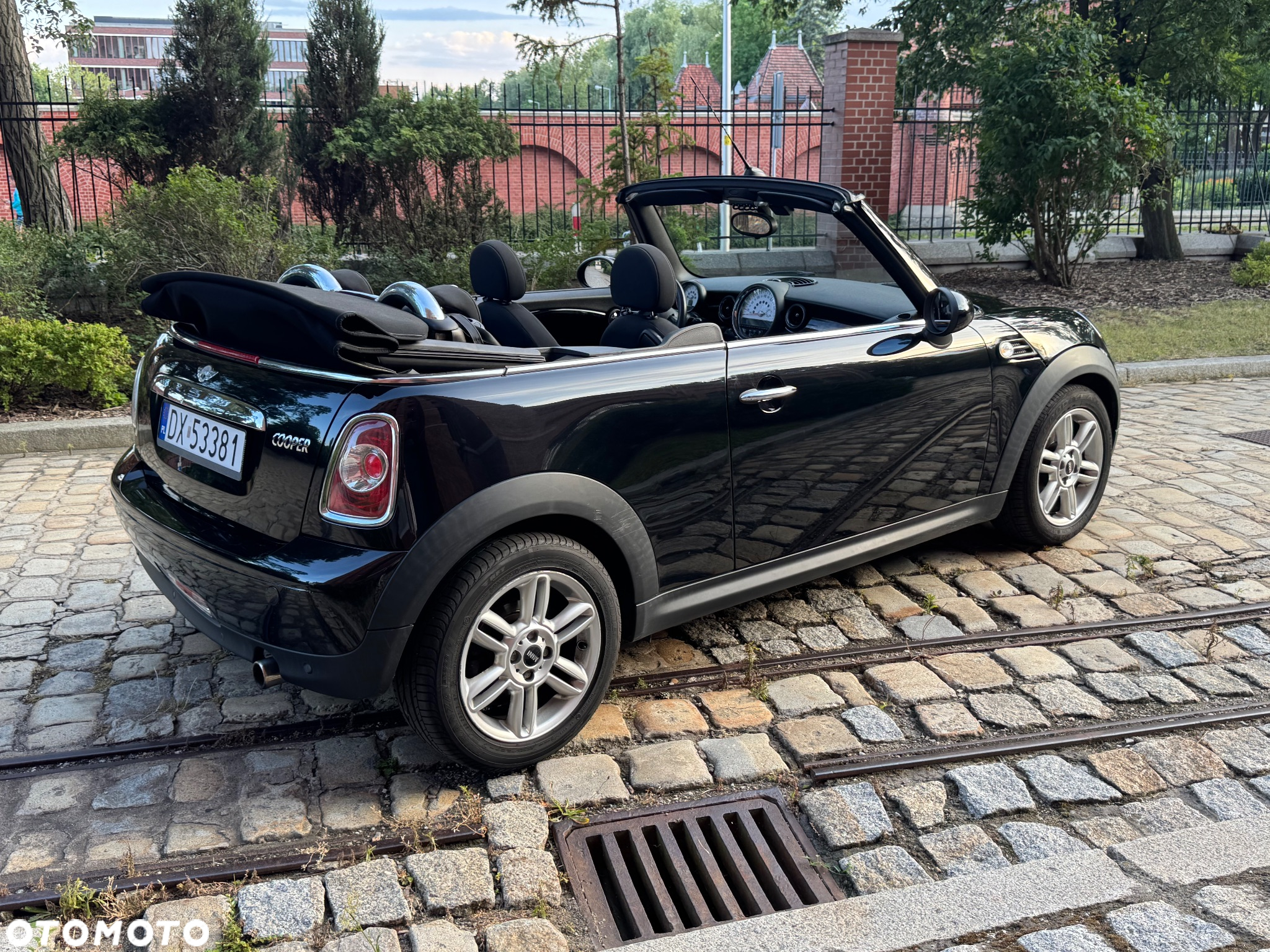 MINI Cooper Cabrio - 22