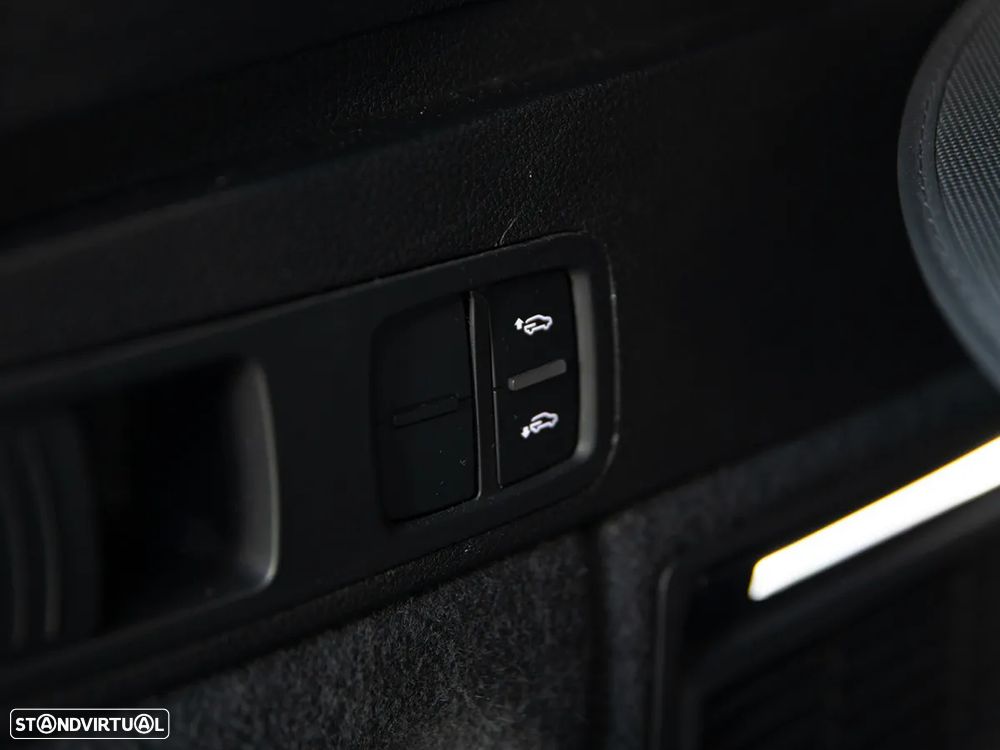 Audi Q5 2.0 TDI quattro S-line S-tronic - 34