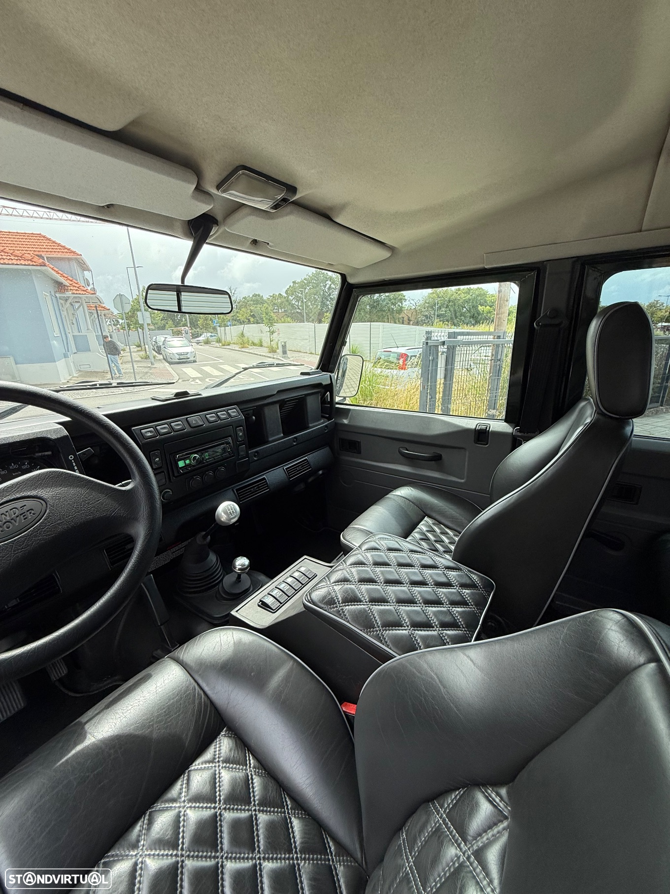 Land Rover Defender 130 CD 2.5 Td5 S - 24