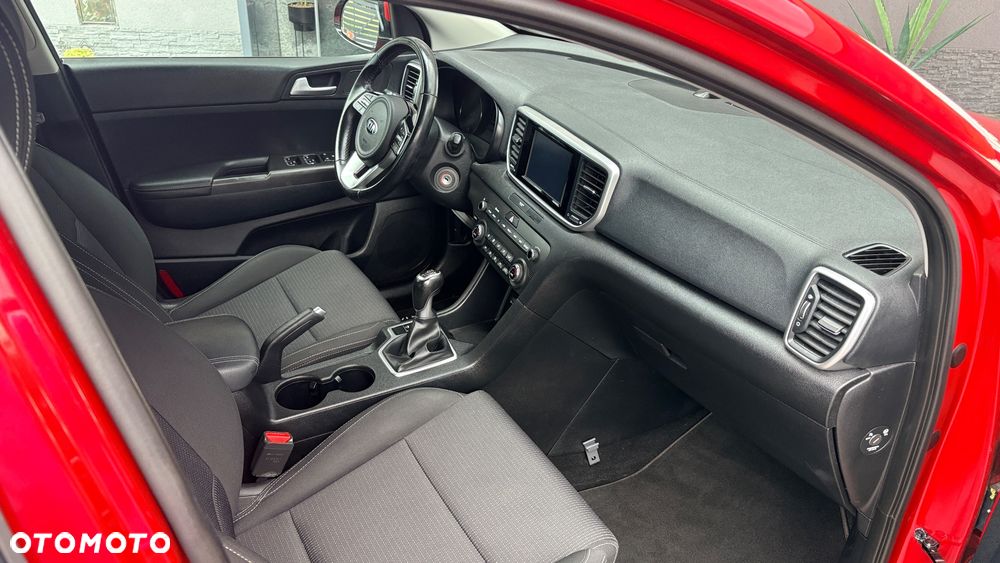 Kia Sportage 1.6 T-GDI 2WD SPIRIT - 19