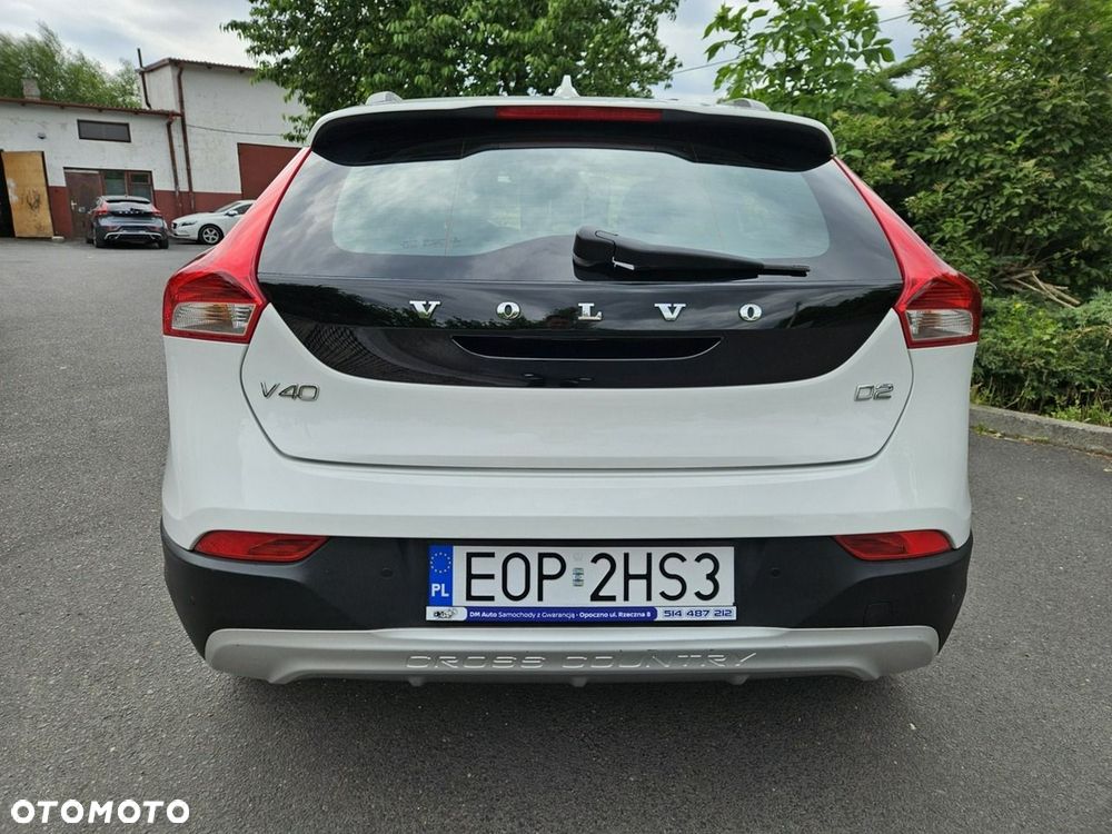 Volvo V40 D2 Drive-E Momentum - 24