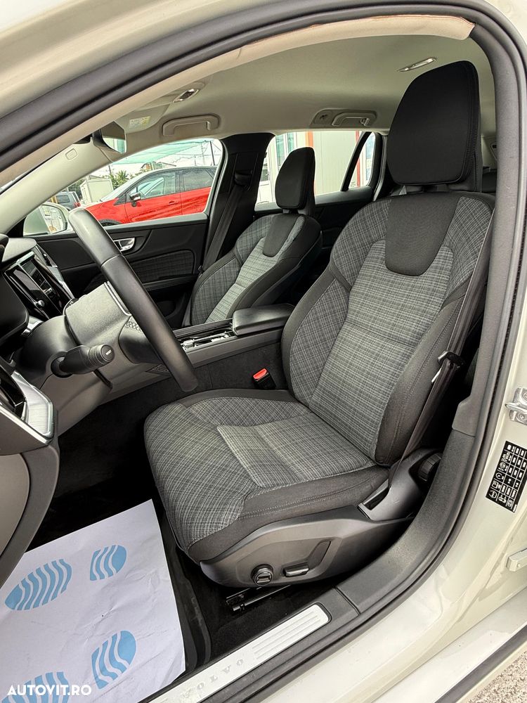 Volvo V60 B4 D Geartronic Momentum Pro - 19