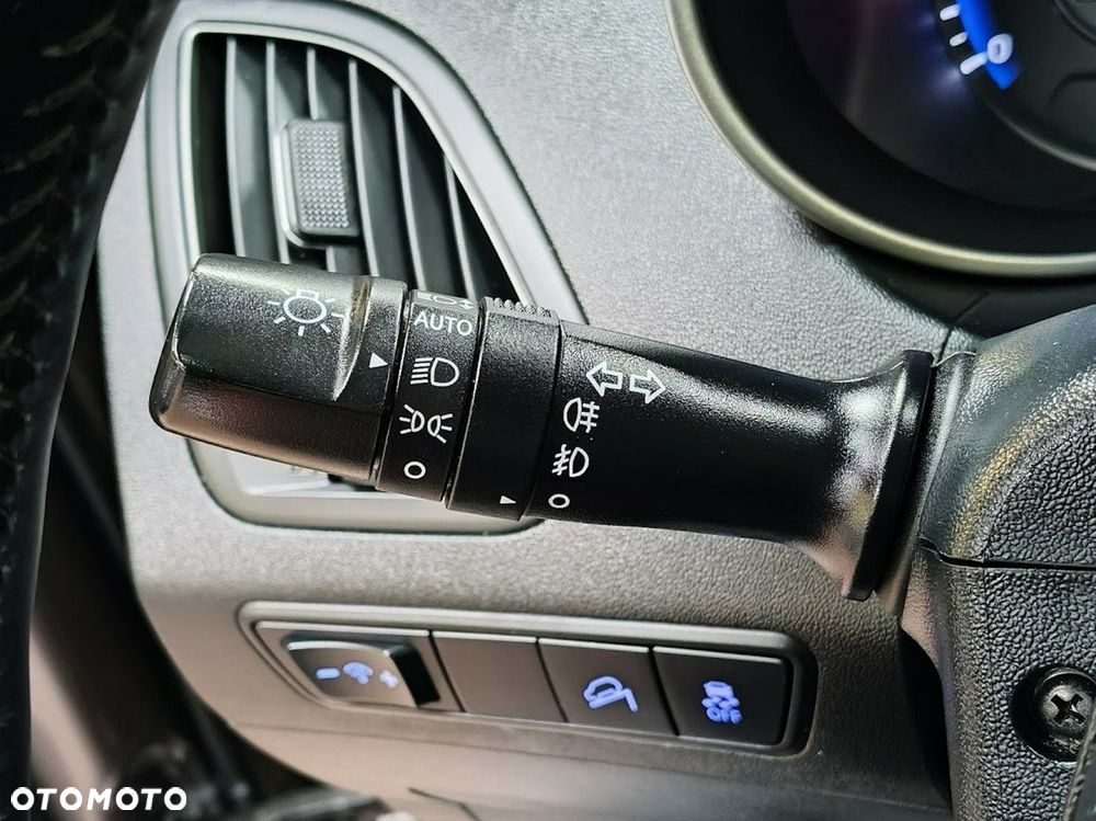 Hyundai ix35 2.0 GDI Premium 2WD - 19