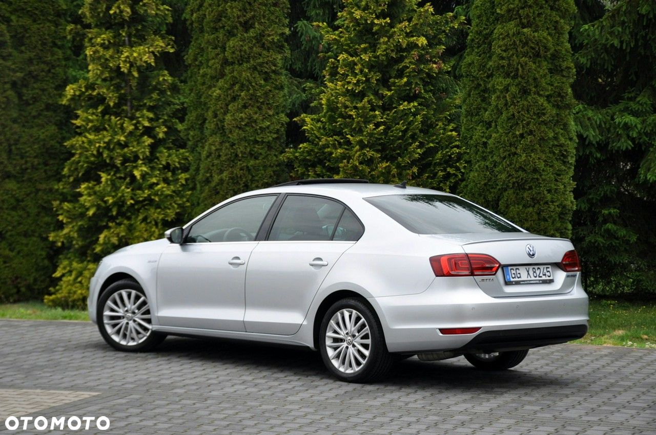 Volkswagen Jetta 1.4 Hybrid DSG Highline - 13