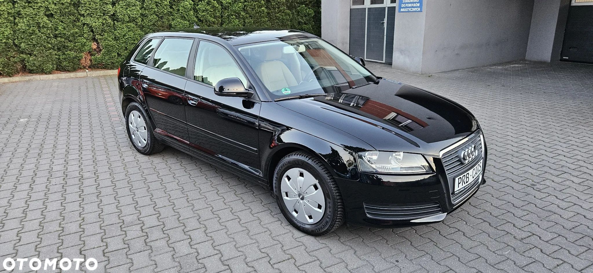 Audi A3 1.6 Sportback Attraction - 1