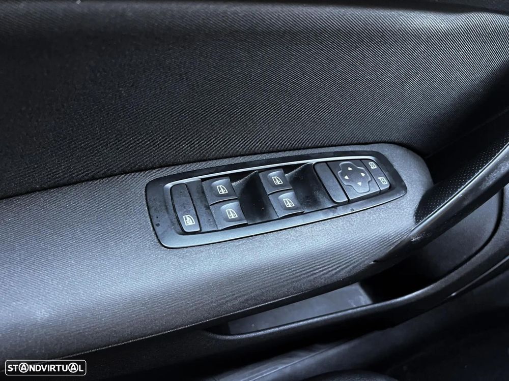 Renault Mégane ENERGY dCi 110 Start & Stop LIMITED - 17