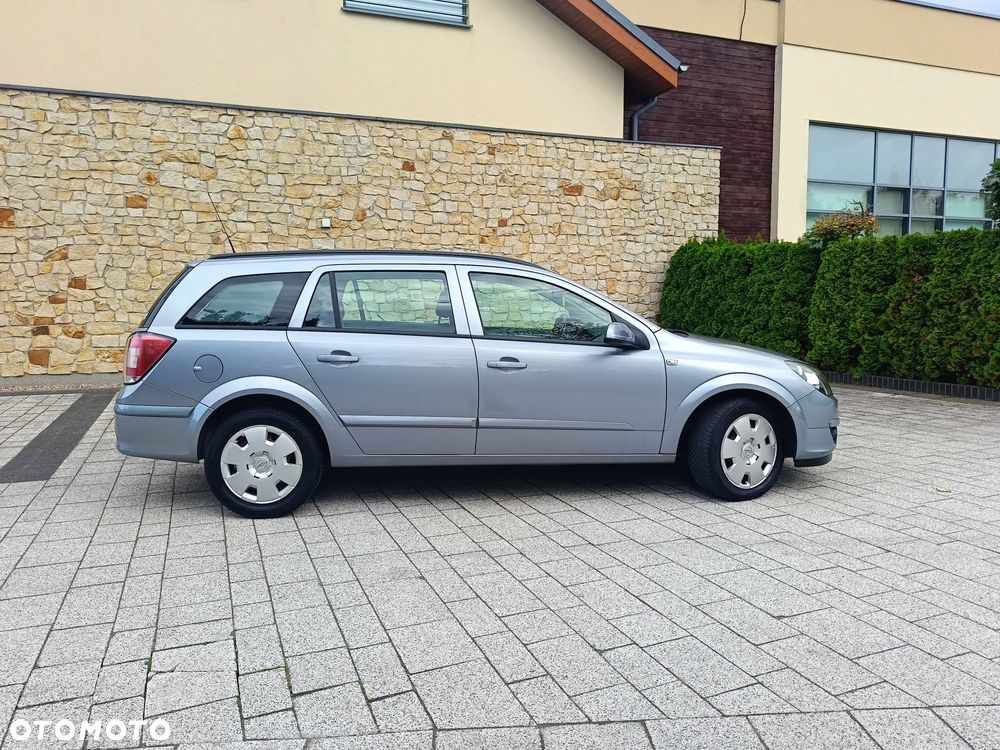Opel Astra 1.6 Elegance Easytronic - 2