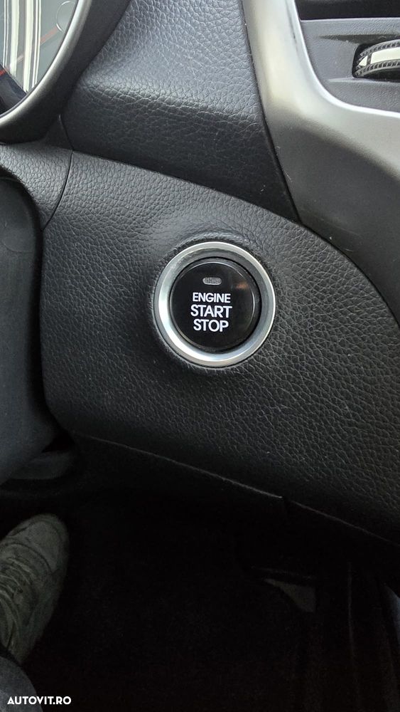 Hyundai i30 blue 1.6 CRDi YES! Gold - 14