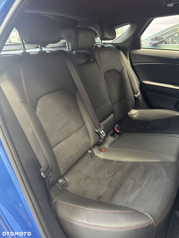 Kia ProCeed 1.6 T-GDI GT DCT - 24