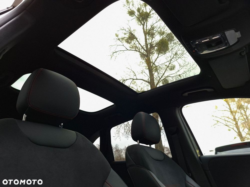 Mercedes-Benz Klasa B 250 e AMG Line 8G-DCT - 18