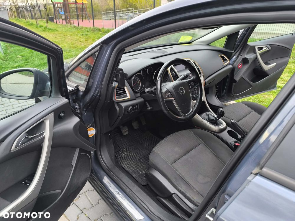 Opel Astra 1.6 - 9