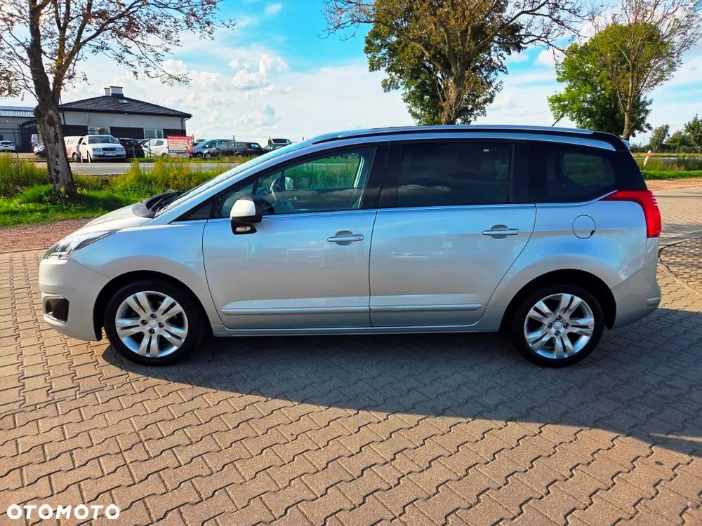 Peugeot 5008 HDI 115 Allure - 18