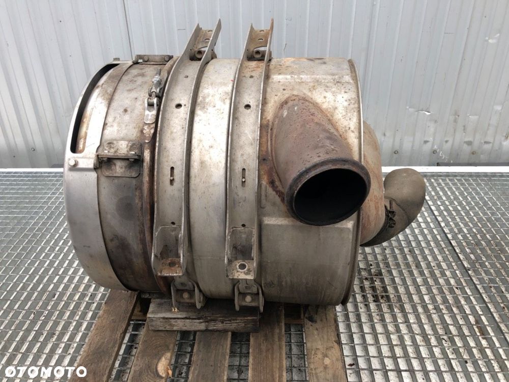 KATALIZATOR  SCANIA P,G,R,T - series 2003 - 2022 R 380 279 kW [380 KM] 4x2 2004 1871422 - 4
