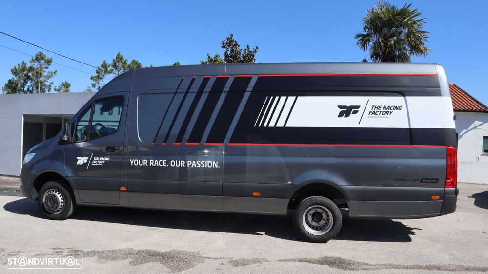 Mercedes-Benz Sprinter Outro - 2