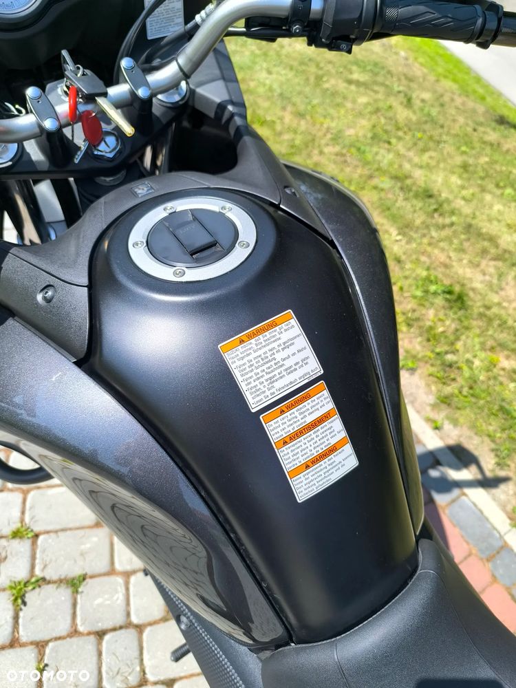 Suzuki DL - 13