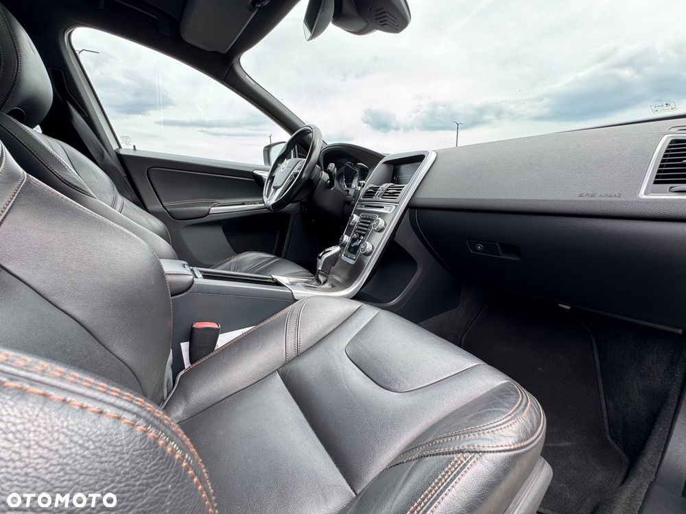 Volvo XC 60 D4 Drive-E Summum - 33