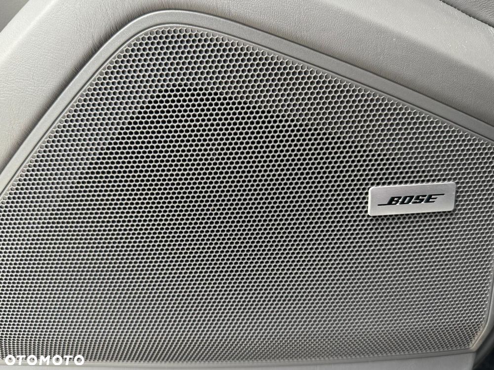 Porsche Cayenne - 11