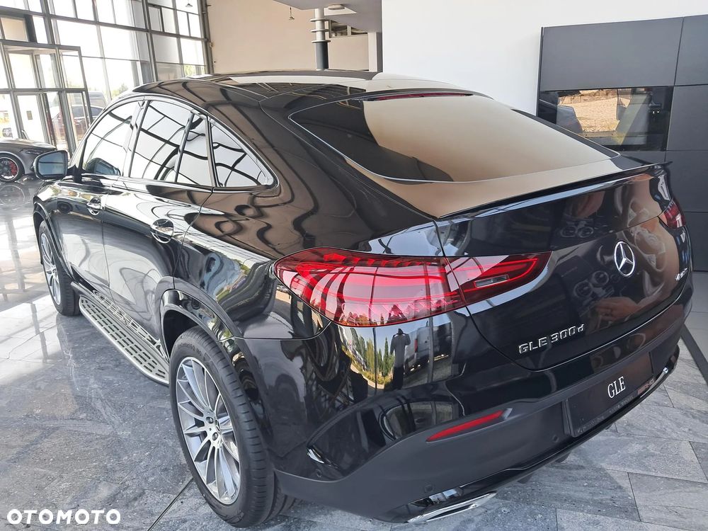 Mercedes-Benz GLE 300 d mHEV 4-Matic AMG Line - 3