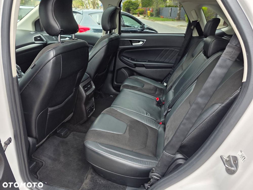 Ford Edge 2.0 TDCi Bi-Turbo 4x4 ST-LINE - 26