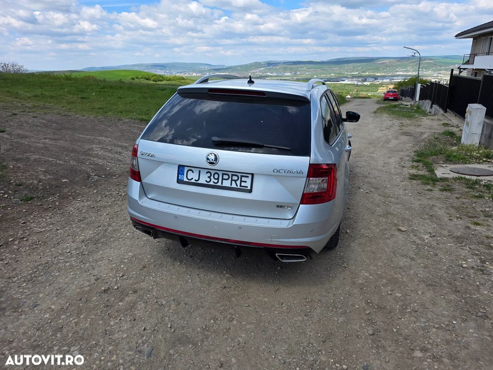 Skoda Octavia 2.0 TDI DSG RS - 19