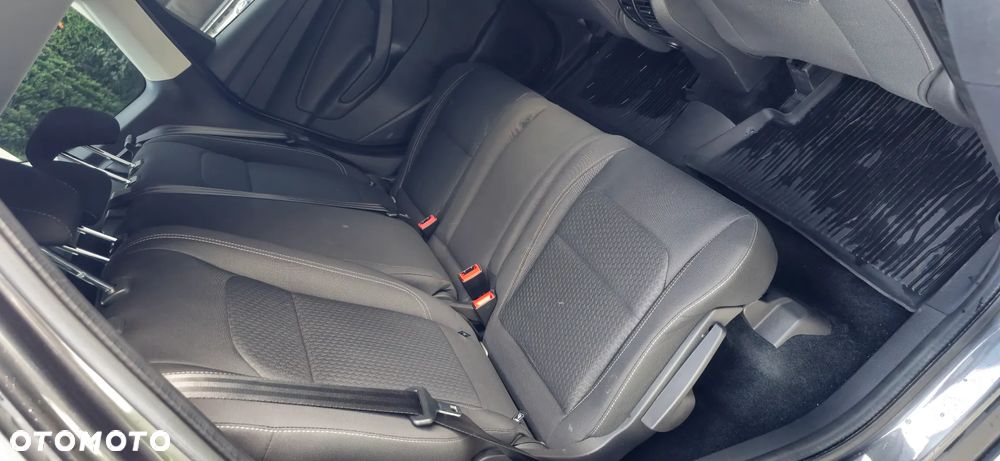 Ford Kuga 1.5 EcoBoost 2x4 Business Edition - 24