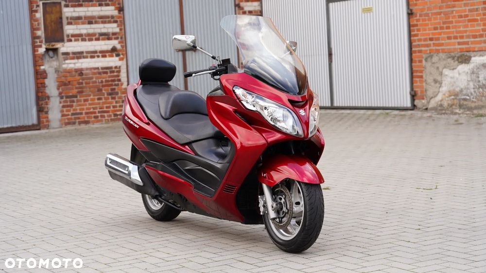 Suzuki Burgman - 6