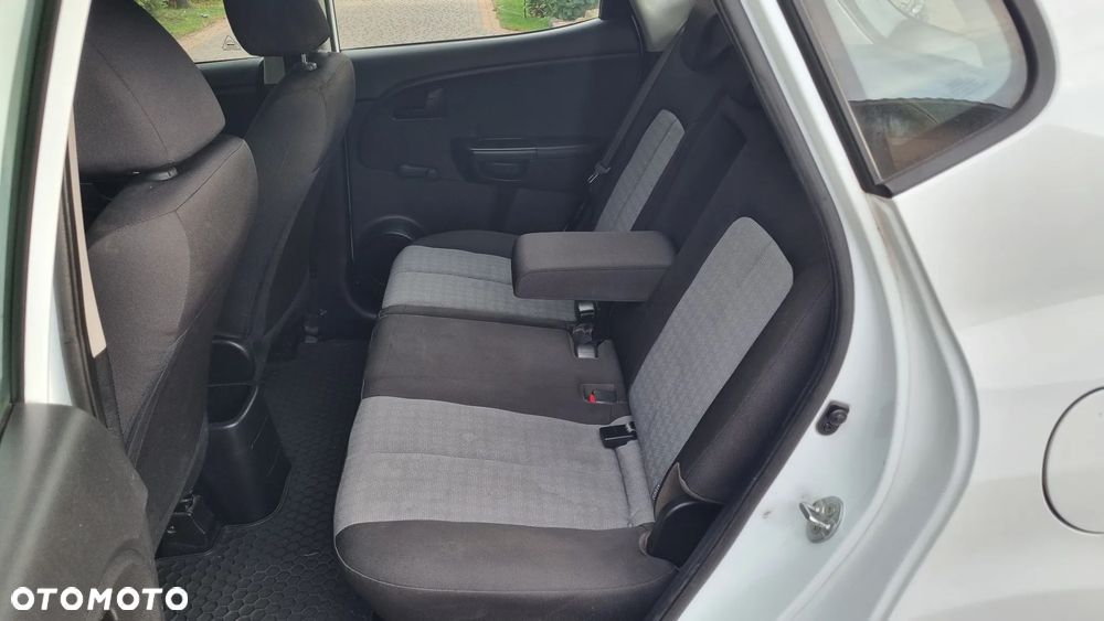 Kia Venga 1.4 CVVT Dream-Team Edition - 18