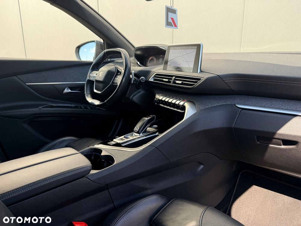 Peugeot 5008 PureTech 180 EAT8 Stop & Start GT - 12