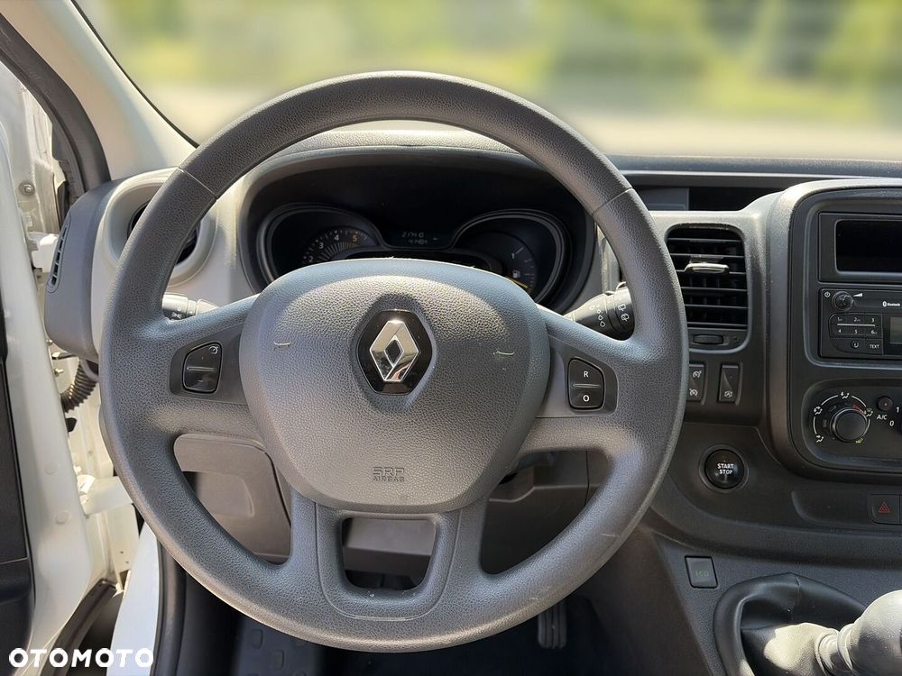 Renault Trafic - 18