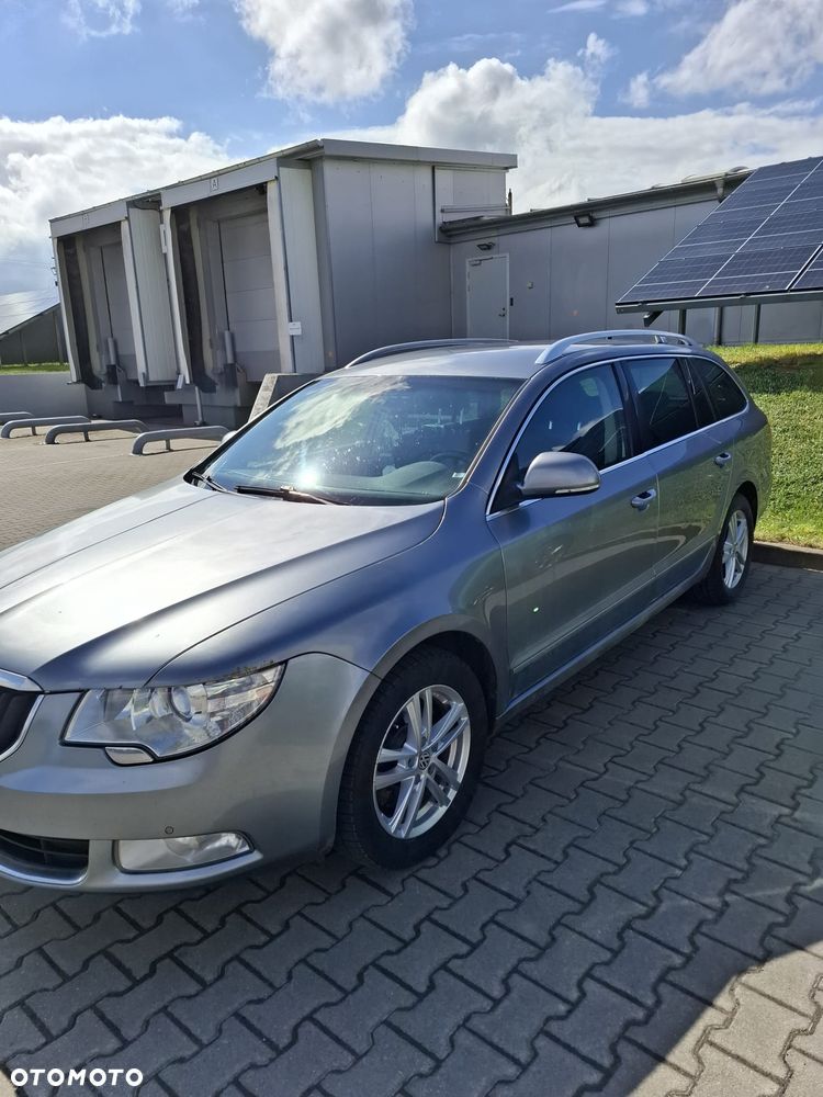 Skoda Superb 2.0 TDI Active DSG - 4