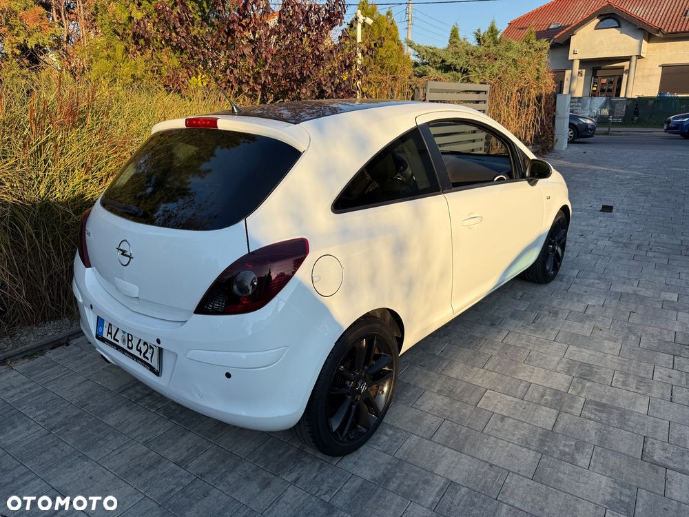 Opel Corsa 1.2 16V Cosmo - 23