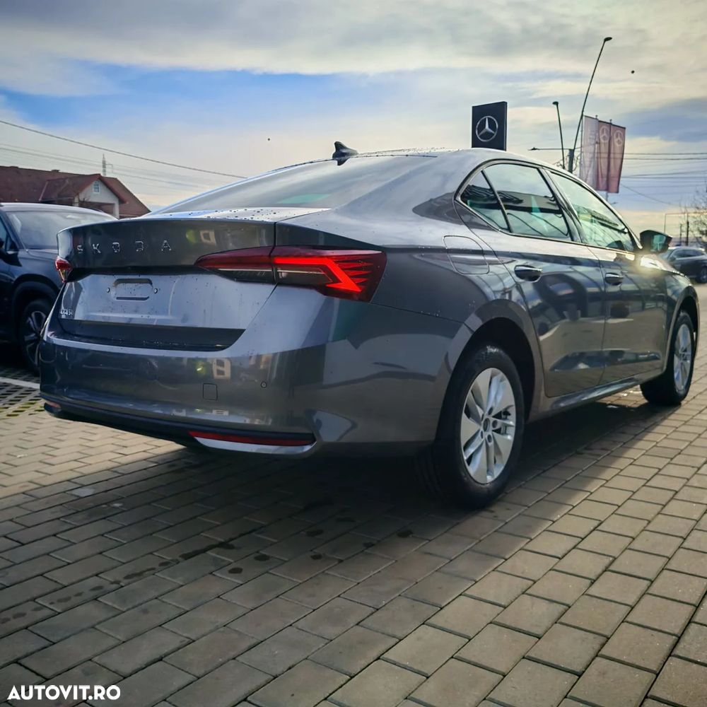 Skoda Octavia 2.0 TDI DSG Selection - 5