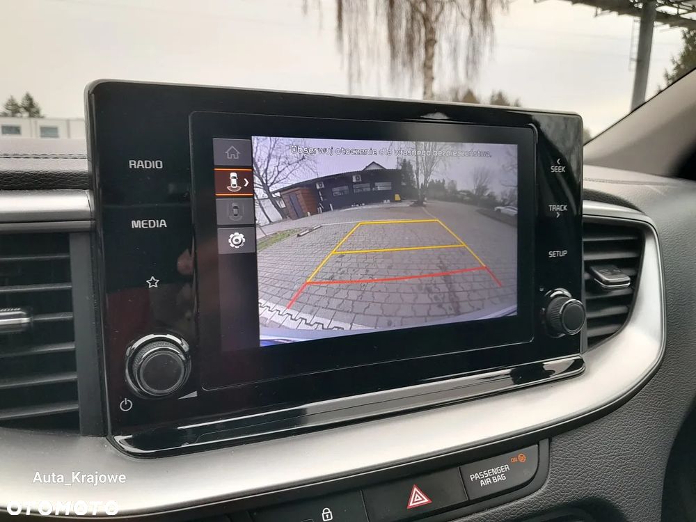 Kia Ceed 1.5 T-GDI M - 14