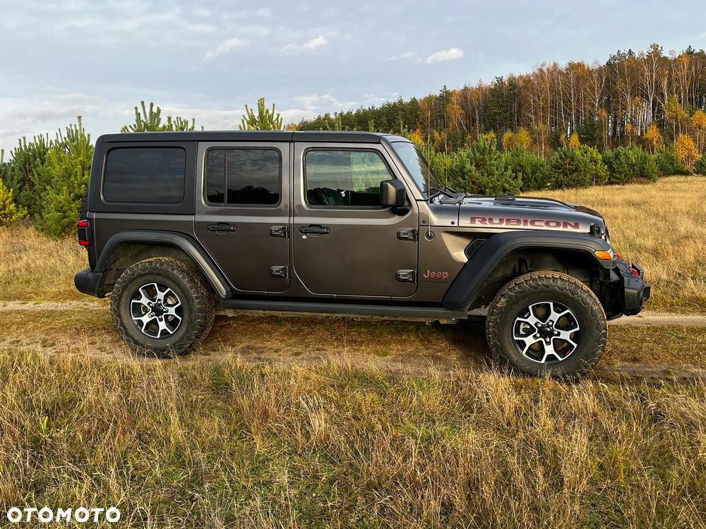 Jeep Wrangler - 12