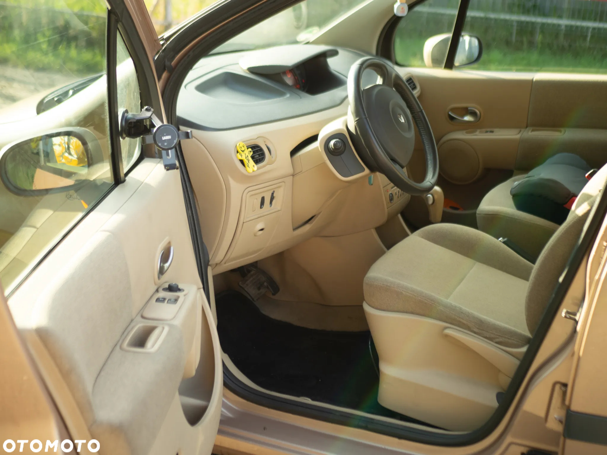 Renault Modus 1.6 16V ESP Privilege - 20