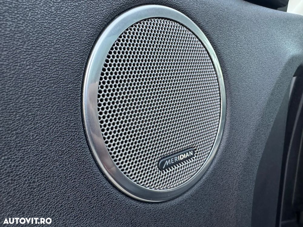 Land Rover Range Rover Evoque - 22