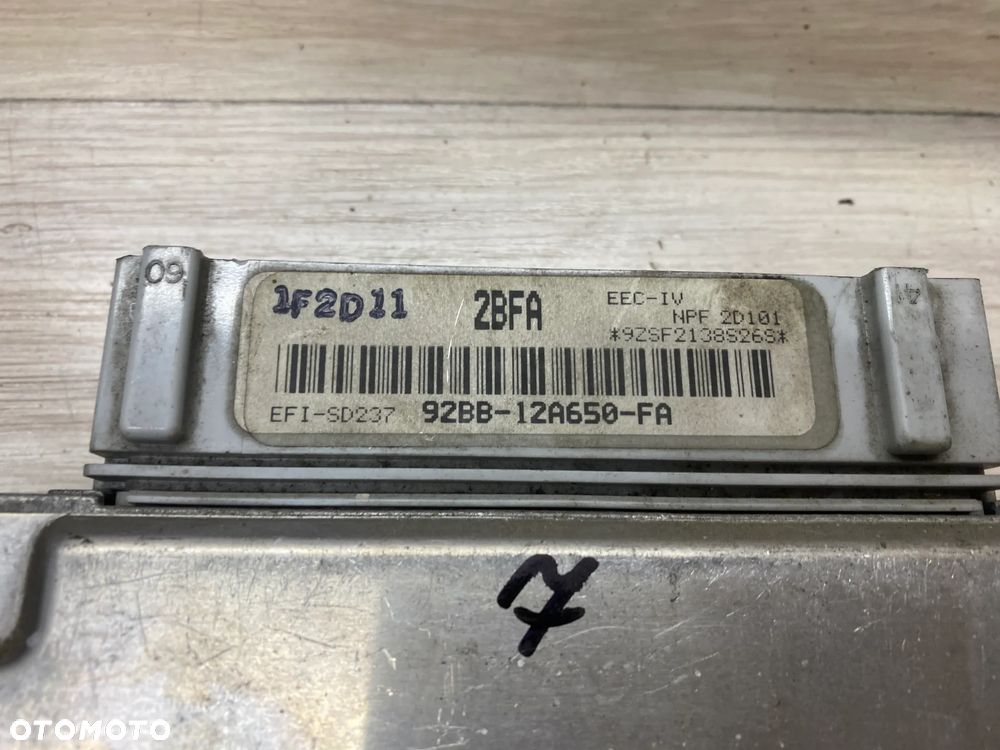 KOMPUTER STEROWNIK SILNIKA ECU FORD SIERRA 92BB12A650FA - 2